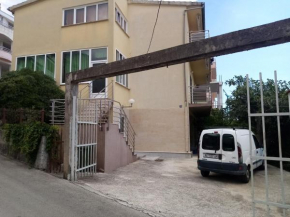 Гостиница Apartmani Ivanka  Макарска 
